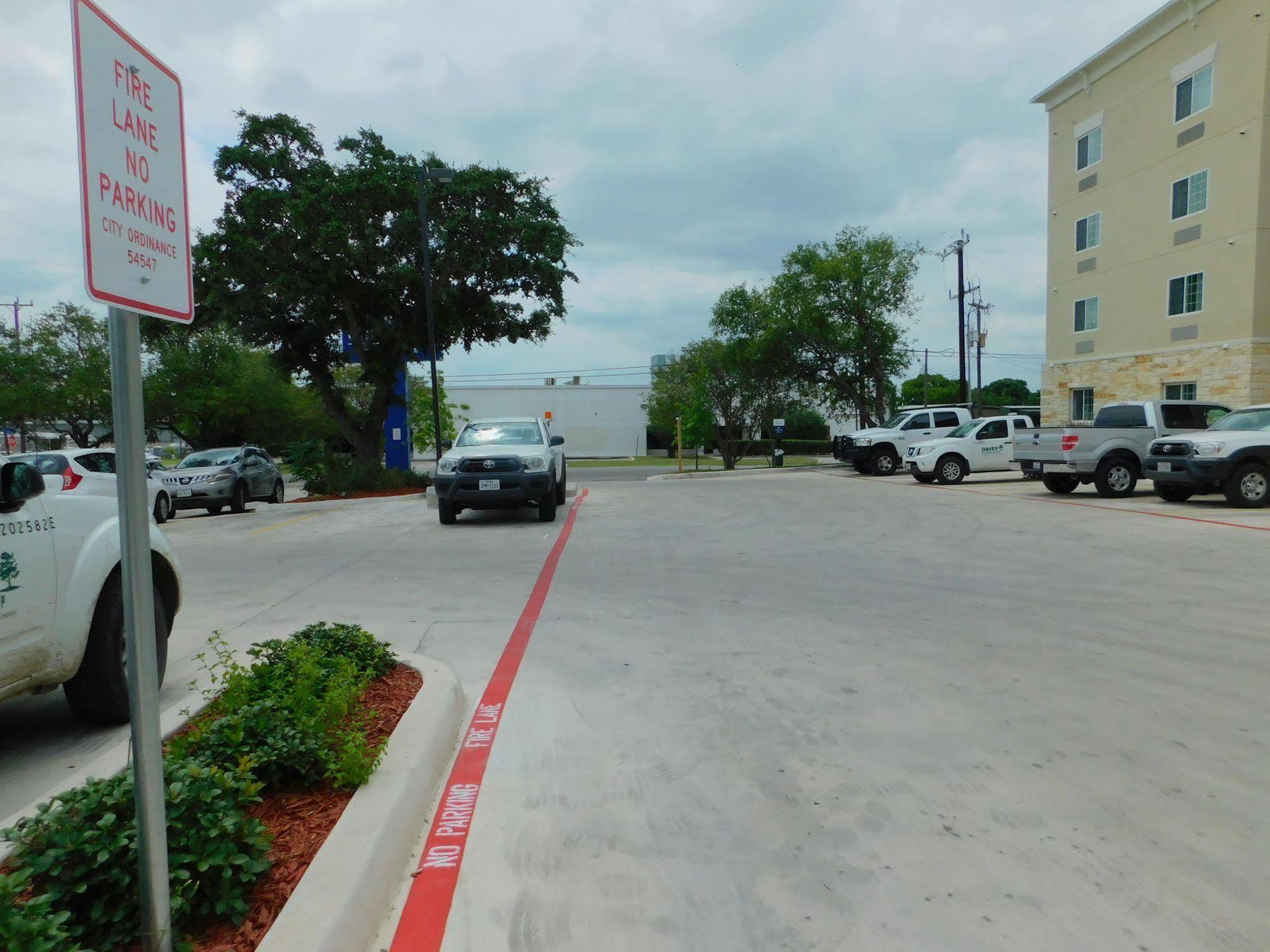 Candlewood Suites San Antonio Airport By Ihg Εξωτερικό φωτογραφία